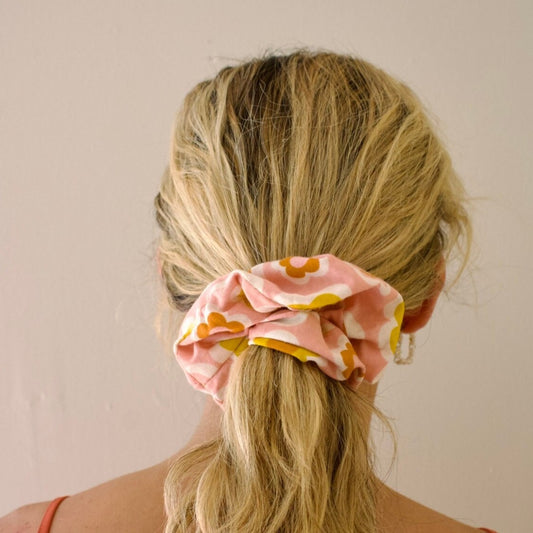 daisy hair scrunchie