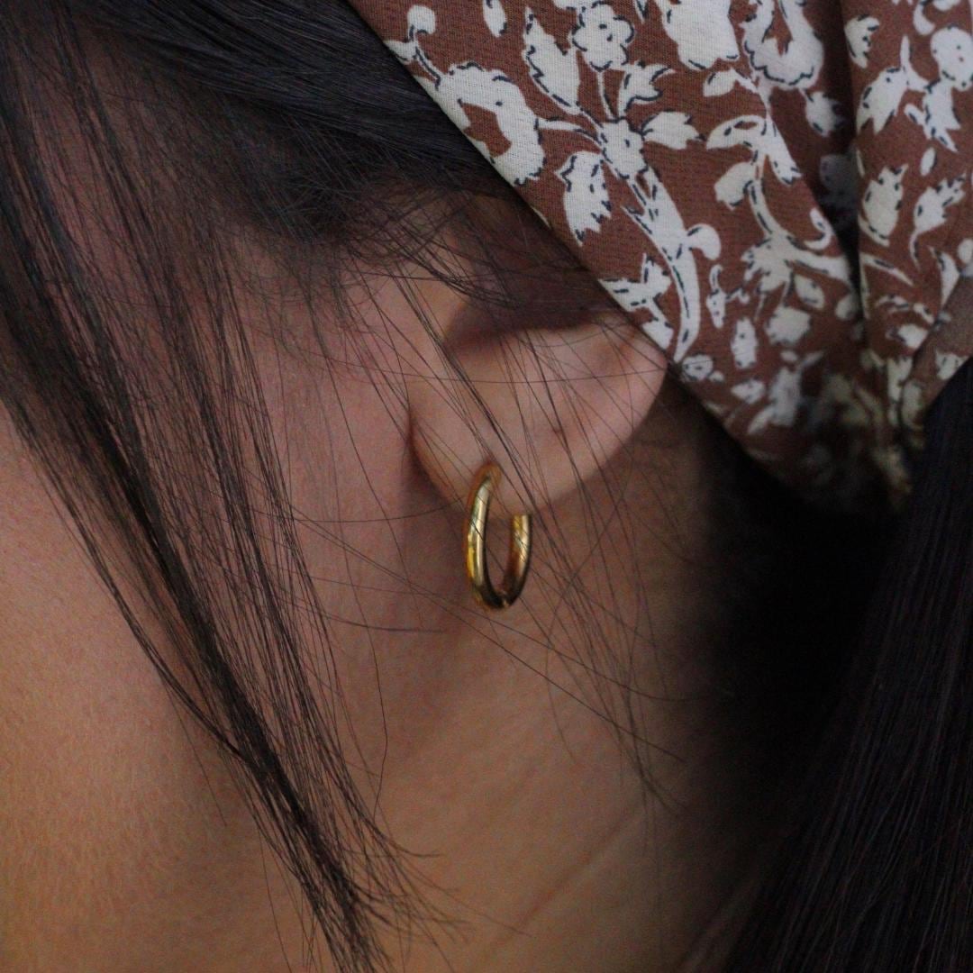 Small Everyday Hoop Earrings