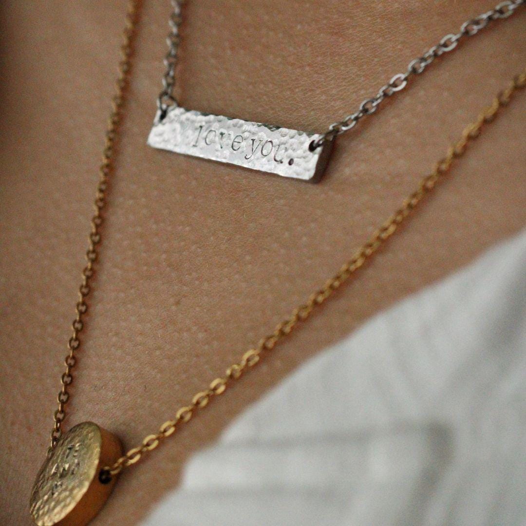 Te amo Hand Stamped Hammered Circle Necklace