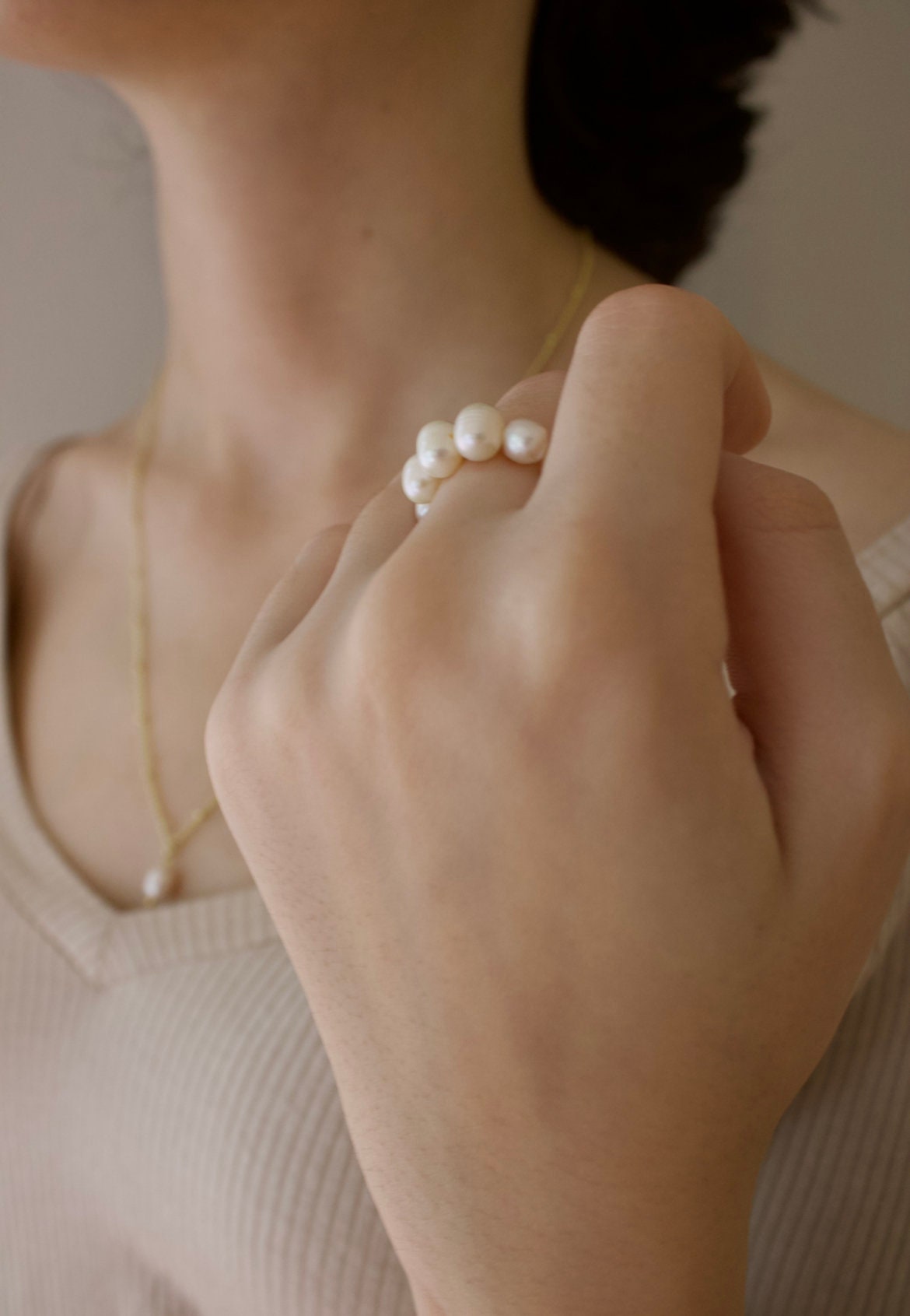 elegant pearl ring